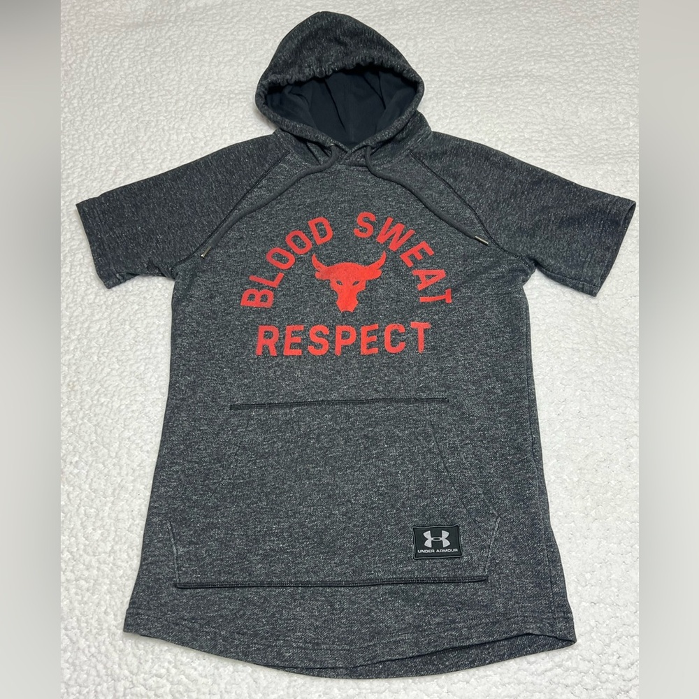 Under Armour Sweatshirt Mens Small Project Rock Short Sleeve Hoodie Gym CLEAN